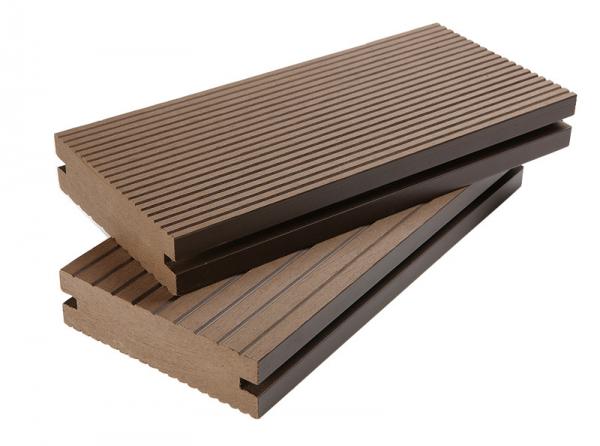 木塑户外地板: 住宅用复合地板