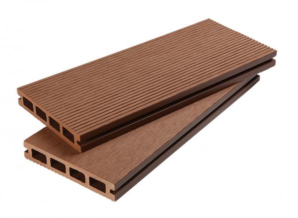 木塑户外地板: 高品质抗紫外线木塑地板